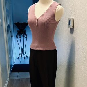 Ribbed Lavender Sleeveless Deep V-Neck Sweater wButton-Front Tab, size S